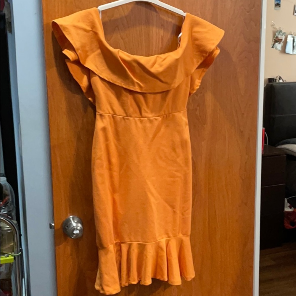Lulu’s off the shoulder bodycon dress